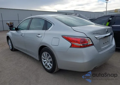 2015 Nissan Altima 2.5 S из США, поврежденный, VIN 1N4AL3AP7FC288640
